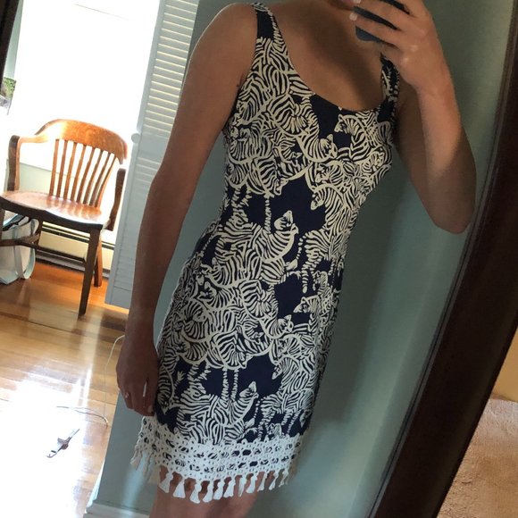 Lilly Pulitzer "I Herd You" Shift Dress - Picture 2 of 7